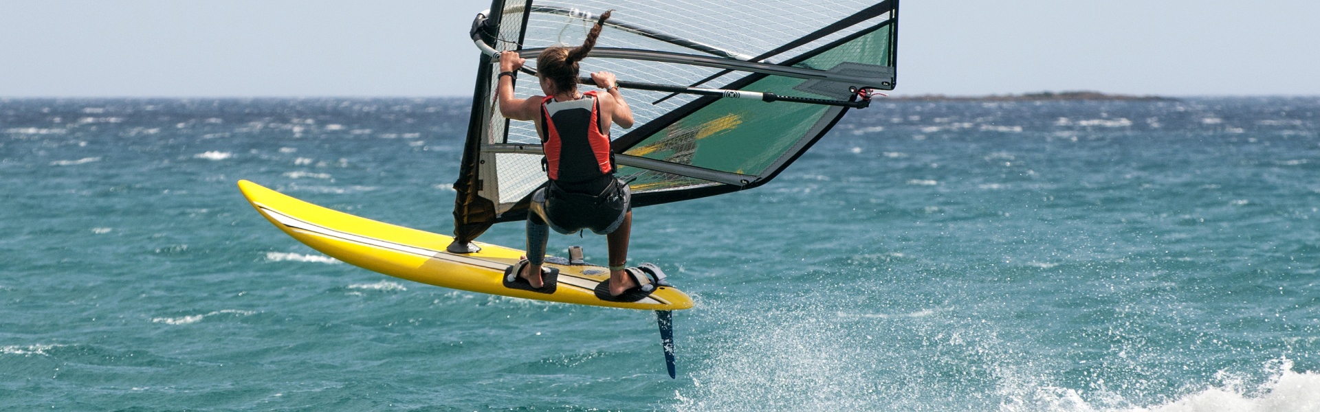 Windfoil: Windsurfen mit Hydrofoil