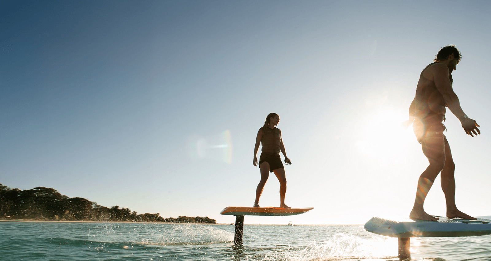 Fliteboard Series 6 au coucher du soleil